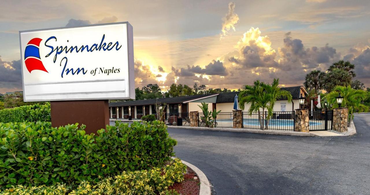 Spinnaker Inn Of Naples Vineyards Buitenkant foto